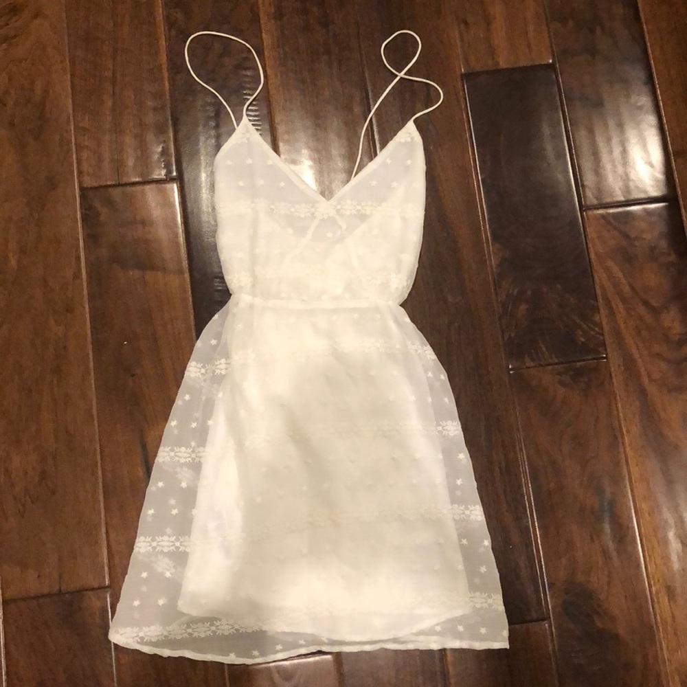 Spring/Summer flowy simple white dress